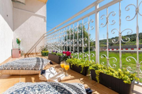 Vacation Home Comfort TERRACE & FREE PARKING
